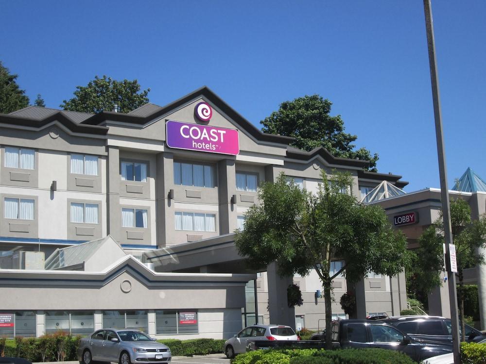 Coast Abbotsford Hotel & Suites Exterior photo