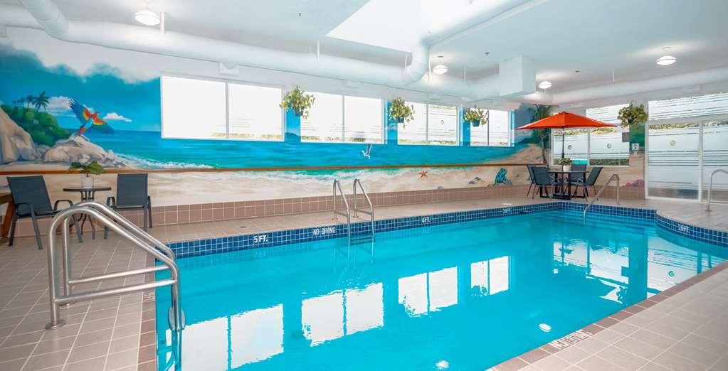 Coast Abbotsford Hotel & Suites Facilities photo